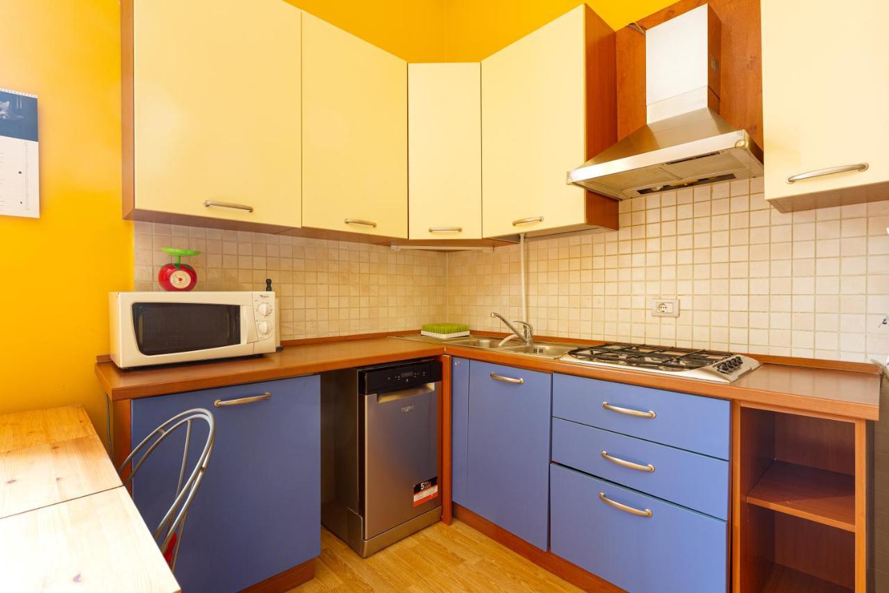 Milano Viale Umbria Colorful Apartment Экстерьер фото