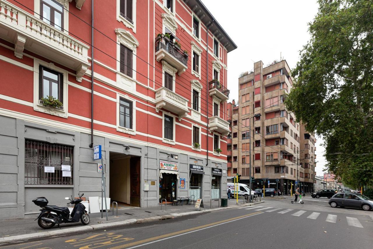 Milano Viale Umbria Colorful Apartment Экстерьер фото